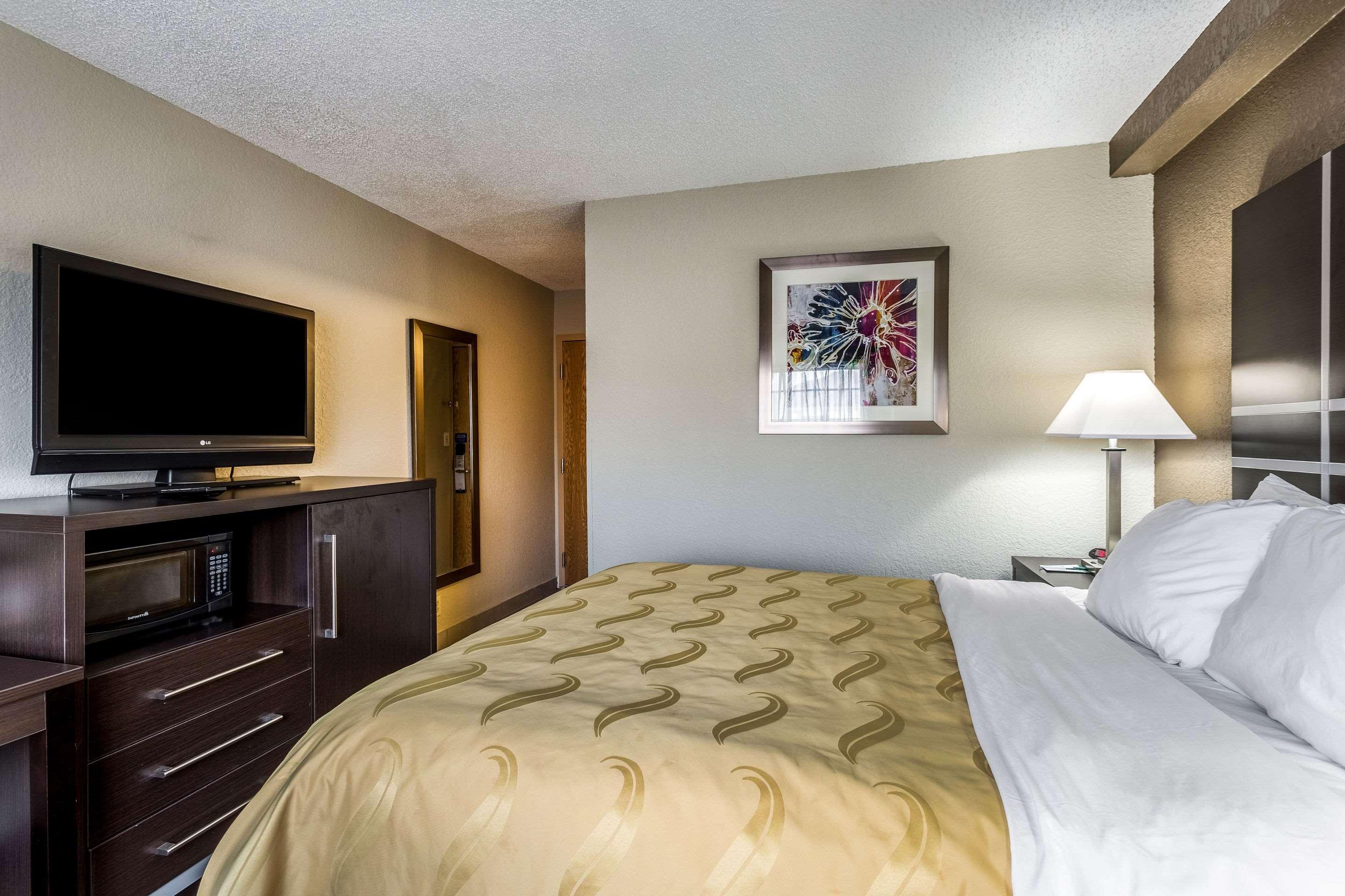 Quality Inn & Suites El Paso I-10 Экстерьер фото